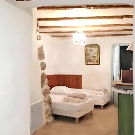Maison D'une Avec Piscine Partagee Et Jardin Clos A Julien De La Nef Hébergement de vacances Saint-Julien-de-la-Nef